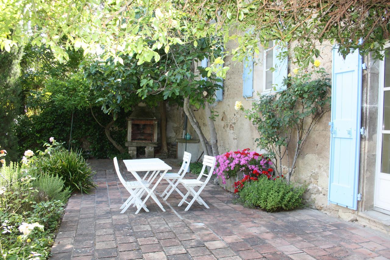 Maison De Mallast Montolieu Екстериор снимка