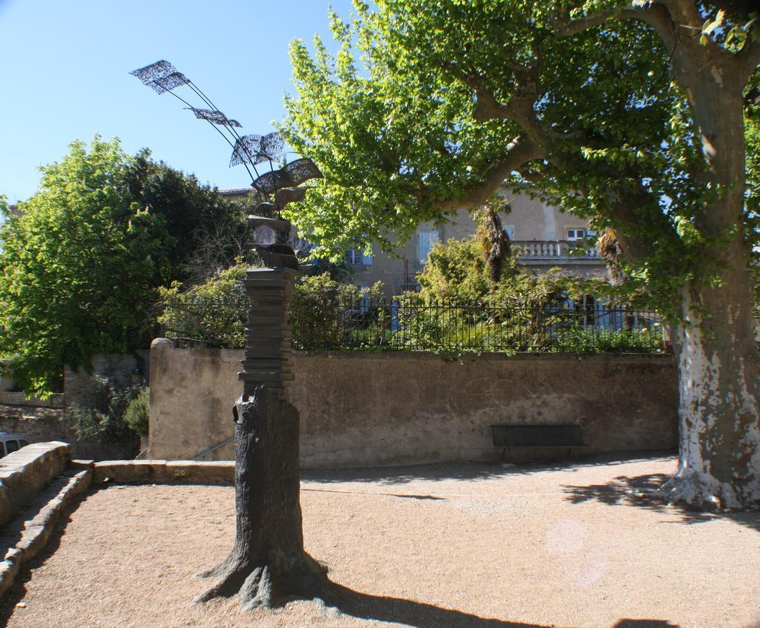 Maison De Mallast Montolieu Екстериор снимка