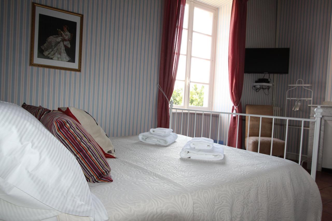 Maison De Mallast Montolieu Екстериор снимка